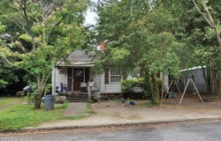 208 N Sylvan Drive, Greenville, NC 27834