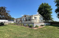 517 S O'Bannon Street, Raymond, IL 62560