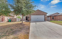 511 Estes Park, Taylor, TX 76574