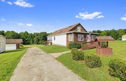 4043 Happy Hollow Rd., Hawesville, KY 42348