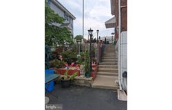 145 CRUM CREEK DR, WOODLYN, PA 19094