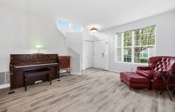 215 Grays Drive, Oswego, IL 60543