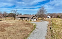 628 Tom White Rd, BIG SANDY, TN 38221
