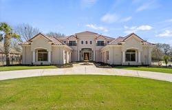 945 Deer Hollow Boulevard, Southlake, TX 76092
