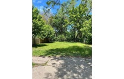 422 33rd Avenue N, Minneapolis, MN 55412