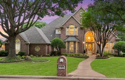 3 Glen Abbey Court, Mansfield, TX 76063