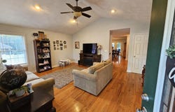 713 Hugh AVE, Roanoke, VA 24019