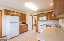 2233 MUSTEREL LANE, VINELAND, NJ 08361