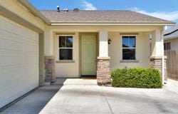 1316 Greenbrier Drive, Hanford, CA 93230