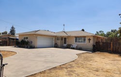 12499 322, Visalia, CA 93291