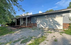 962 Martha Avenue, Catawissa, MO 63015
