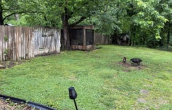 140 Lincoln Ave, Marshall, MO 65340
