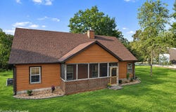 459 E Wallin Mountain Road, West Fork, AR 72774