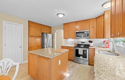 26 DEVONSHIRE CT, FISHERSVILLE, VA 22939