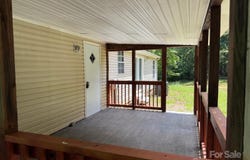 121 C & K Drive unit: 60, Taylorsville, NC 28681