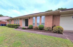 7800 Dover CIR, Fort Smith, AR 72903