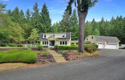 23292 BIRD HAVEN Ln, Cheshire, OR 97419