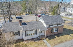 209 E Apple Alley, Milford, PA 18337