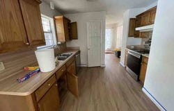 421 Meadowcrest Dr, Azle, TX 76020