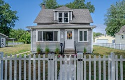 912 St Joseph Street, South Haven, MI 49090