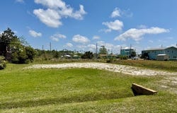 126 Pine St, Mexico Beach, FL 32456
