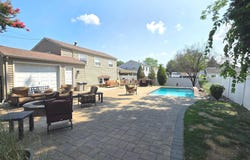 18 E MAPLE AVENUE, BELLMAWR, NJ 08031