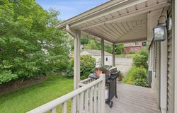 27 Hodge Street, Wiscasset, ME 04578