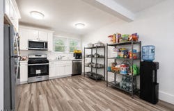 52 Thomas St, Bloomfield Twp., NJ 07003-2383