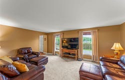 295 Sugar Camp, Peters Twp, PA 15367