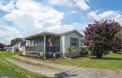 5328 MERRITT DR, CHINCOTEAGUE ISLAND, VA 23336
