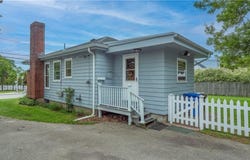 14 Dexter Street, Newport, RI 02840