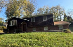 550 Ironwood Road, Lehigh Twp, PA 18088