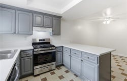 7082 Heil Ave, Huntington Beach, CA 92647