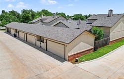 13711 E Crossing Way, Edmond, OK 73013