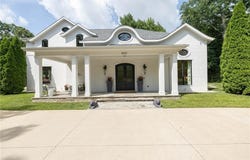 2022  W Osage  BND, Fayetteville, AR 72701