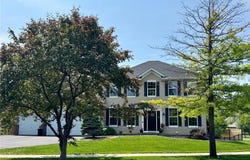 2838 Oak Lawn Drive, Northfield, MN 55057