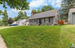 2424 S Main Ave, Sioux Falls, SD 57105