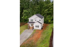 28 Arlington Oaks Lane, Bryson City, NC 28713