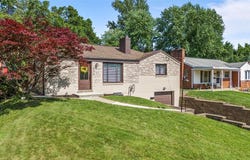 332 Garlow Dr, Penn Hills, PA 15235