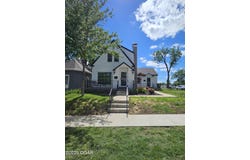 410 5th Street, Monett, MO 65708