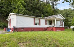 1039 Right Fork Bull Creek Road, Prestonsburg, KY 41653