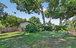 2713 WILLOW OAKS Drive, VALRICO, FL 33594