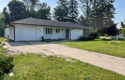 1620 Broad Street, Grinnell, IA 50112