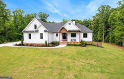155 Grace Hope Drive, Brooks, GA 30205