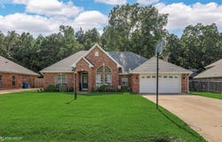 9918 Freedoms Way, Keithville, LA 71047