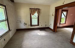 2013 7th Street NE, Canton, OH 44704