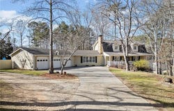 444 Pineview Drive, Canton, GA 30114