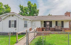 9661 E 1070 Road, Stockton, MO 65785