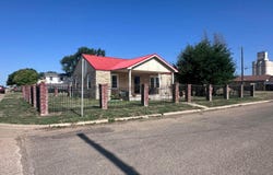 310 Avenue L, Sunray, TX 79086