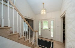 1318 Conway Oaks Drive, Chesterfield, MO 63017